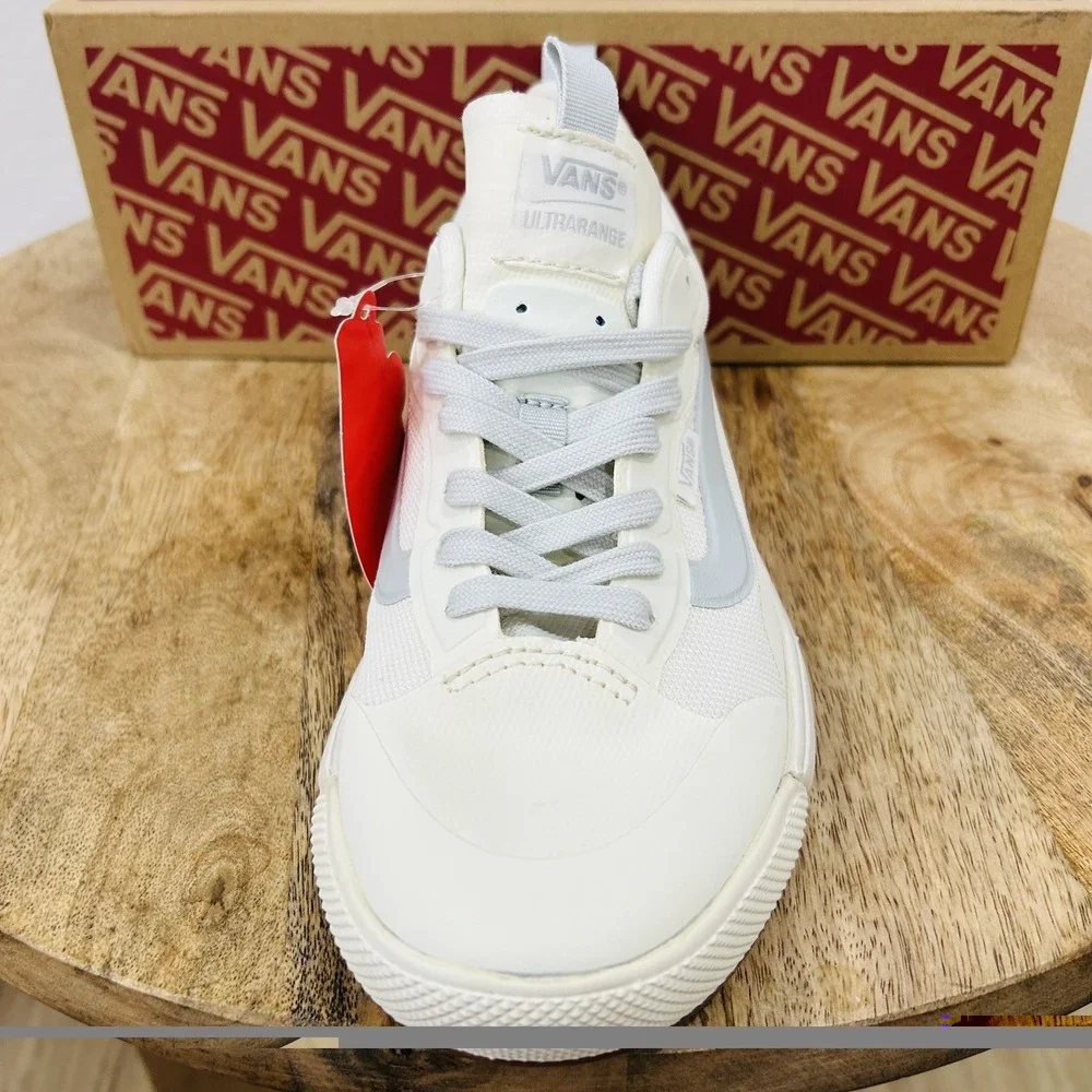 Vans ULTRARANGE EXO SHOE IN ABALONE DAWN BLUE AND MARSHMALLOW Women's 7.5 New